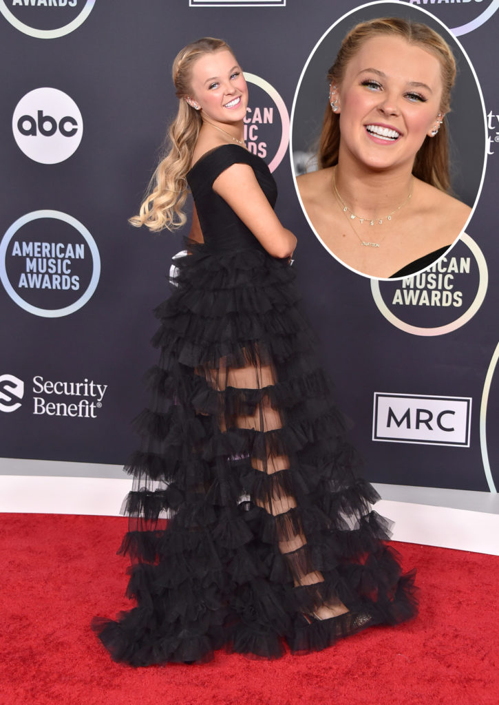 JoJo Siwa STUNS On AMAs Red Carpet With Totally Sophisticated Look!